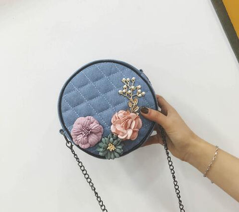 Embedded Flowers Mini Chains Bag